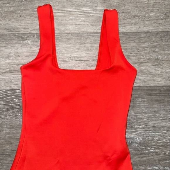 Good American Scuba Modern Tank Bodysuit, Roma size XS - Picture 7 of 12
